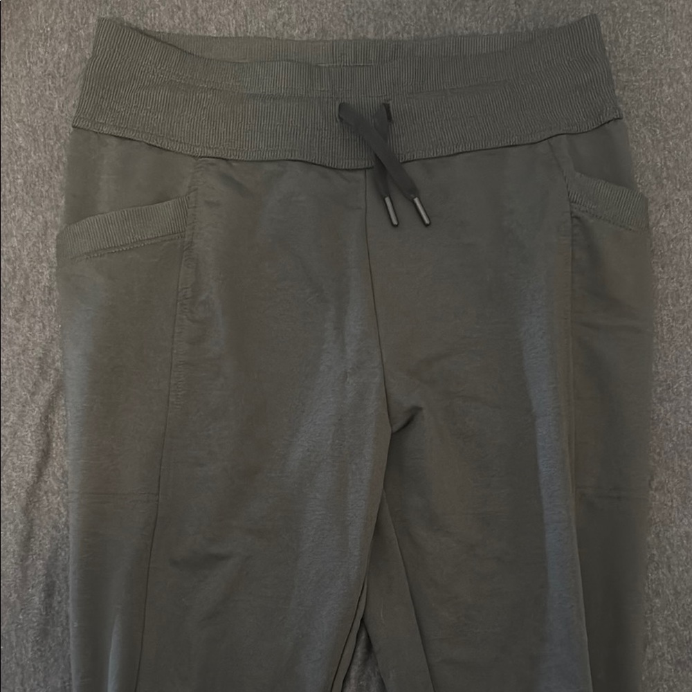 32 Degrees Charcoal Jogger Pants